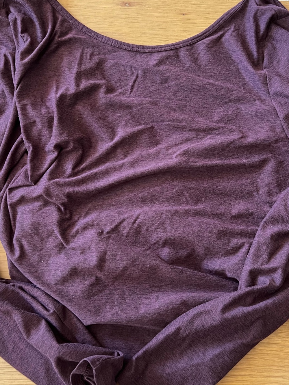 Fabletics Crossback Top - Picture 2 of 4